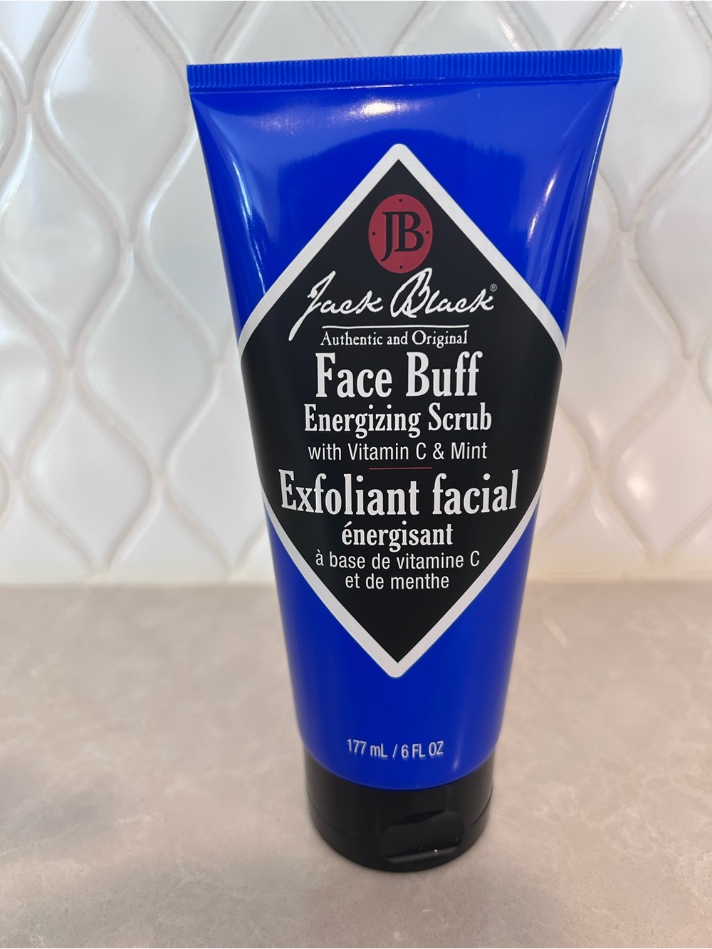 Jack black Face Buff Energizing Scrub